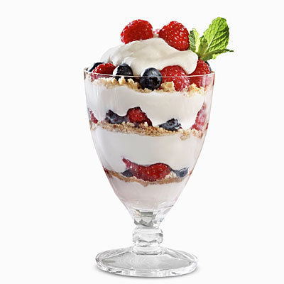 yogurt-berry-parfait