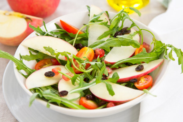 apple pomegranate salad with spicy honey dressing